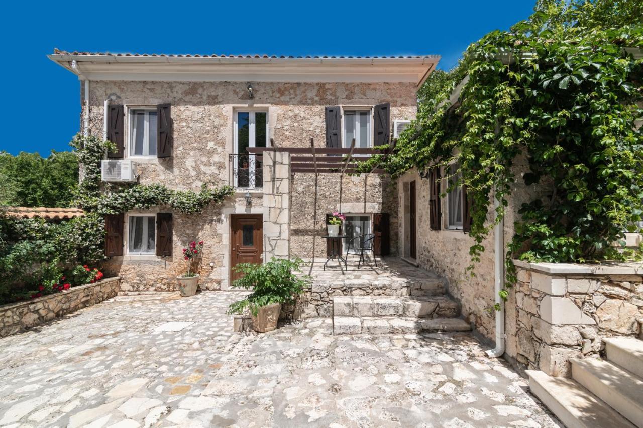 Villa Callisto- Elegant Restored Villa With Pool Yírion Exterior foto